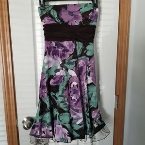 Floral print strapless dress